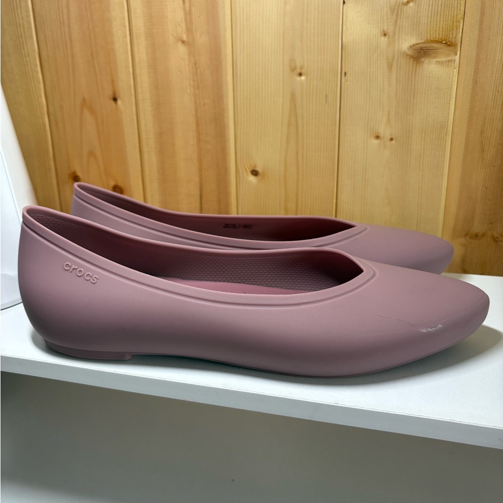Women’s Crocs Brooklyn Pointed Toe Flats Slip-On Pink/purple Shoes Size 9